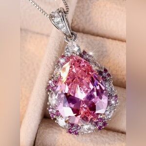 New Large Elegant Pink and Silver Pendant Necklace